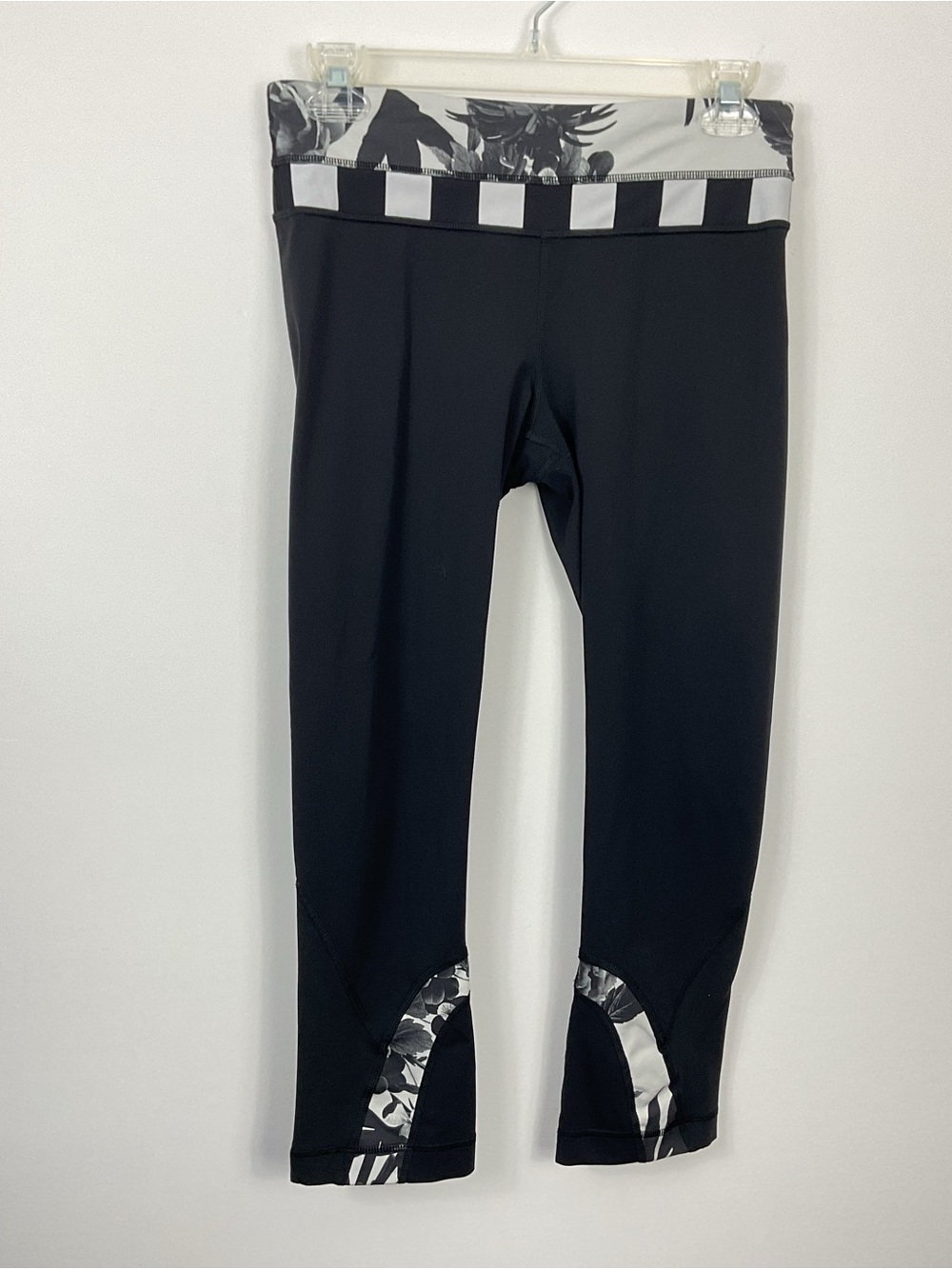 Lululemon Run Inspire Crop II Leggings Womens Size 6
